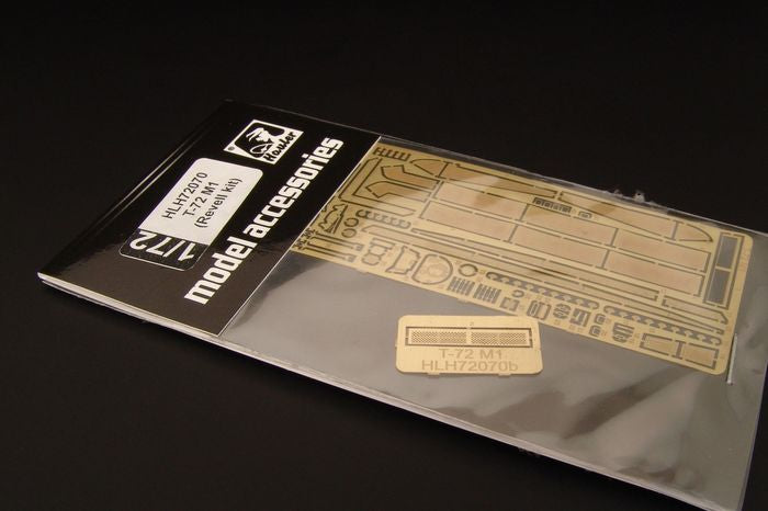 Soviet T-72 M1 main battle tank (designed to be used with Revell kits)