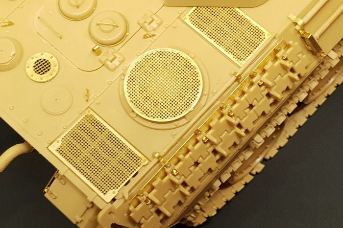 Pz.Kpfw.V Ausf.D Panther grilles (designed to be used with Tamiya kits)