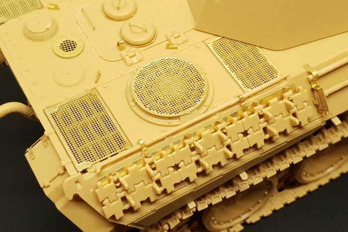 Pz.Kpfw.V Ausf.D Panther grilles (designed to be used with Tamiya kits)
