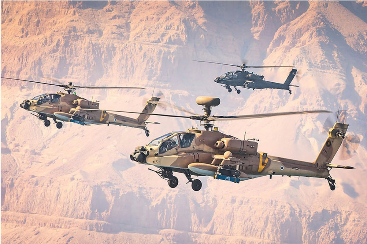 IAF Bell/Boeing AH-64DI ‘Saraf’ Conversion (designed to be used with Hasegawa Bell/Boeing AH-64D kits) Including: 3D resin printed parts, decals and assembly instructions.