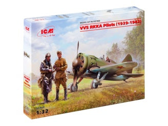 ICM VVS RKKA Pilots (1939-1942) 3 Figures