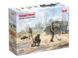 ICM "Danger! Mines!" Ukraine, Summer 2022 (ZiL-131 with Driver, AFU Sappers, Dog, Mines & Accessories)