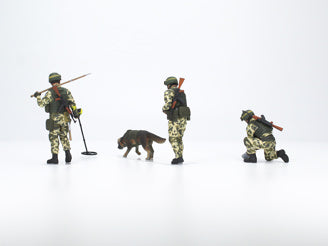 ICM "To Be Ahead, To Save The Life" Sappers of the Armed Forces of Ukraine (3 Figures & Dog)