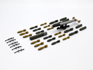 ICM WWII British Aircraft Armament (Bombs & Torpedoes)