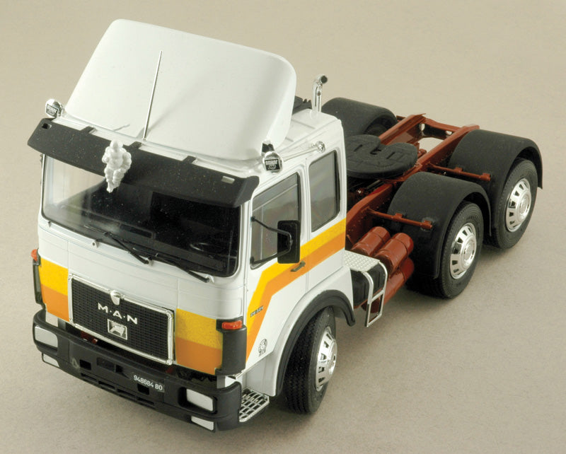 MAN 26.321 Formel Six