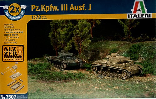 Pz.Kpfw.III Ausf.J includes 2 snap together tank kits