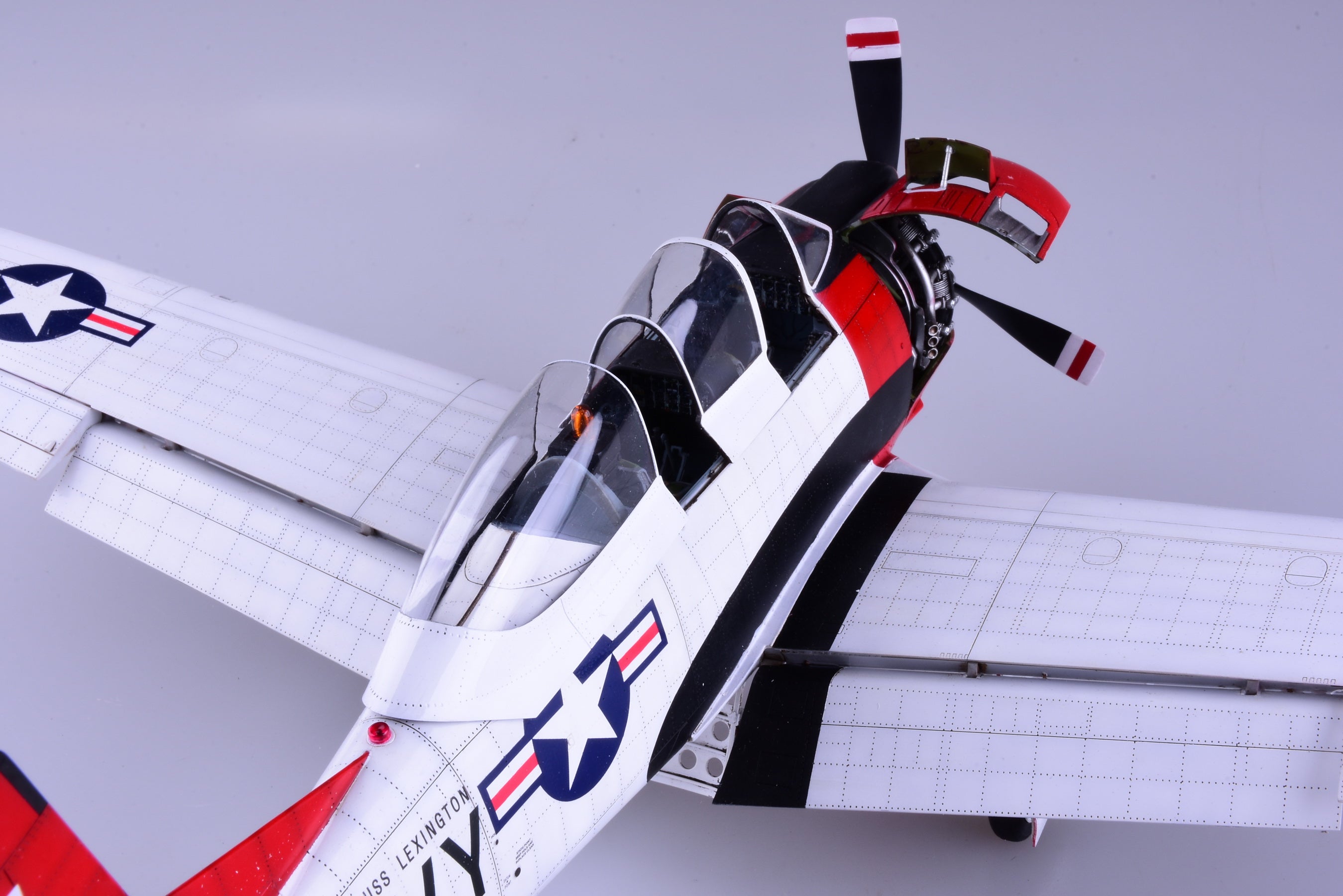 North-American T-28C Trojan KH32015 Kitty Hawk Models
