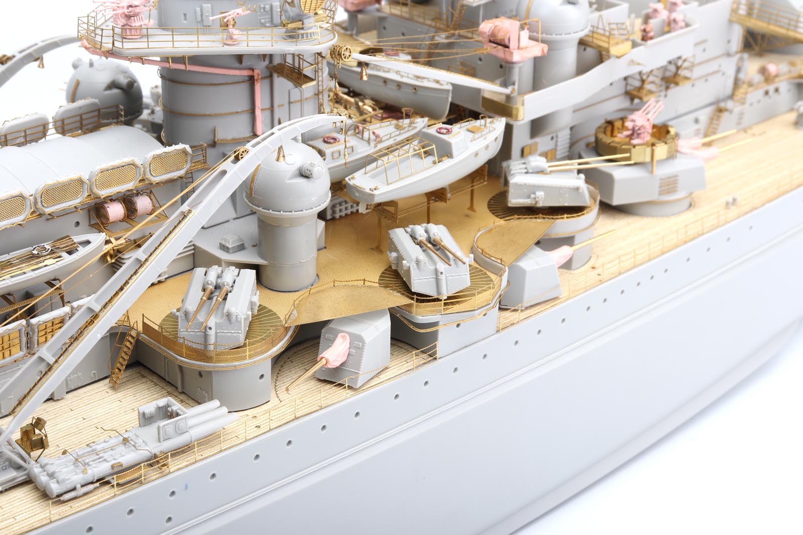 DKM Scharnhorst model kit detailed view showing brass parts and wooden deck design in 1/200 scale.