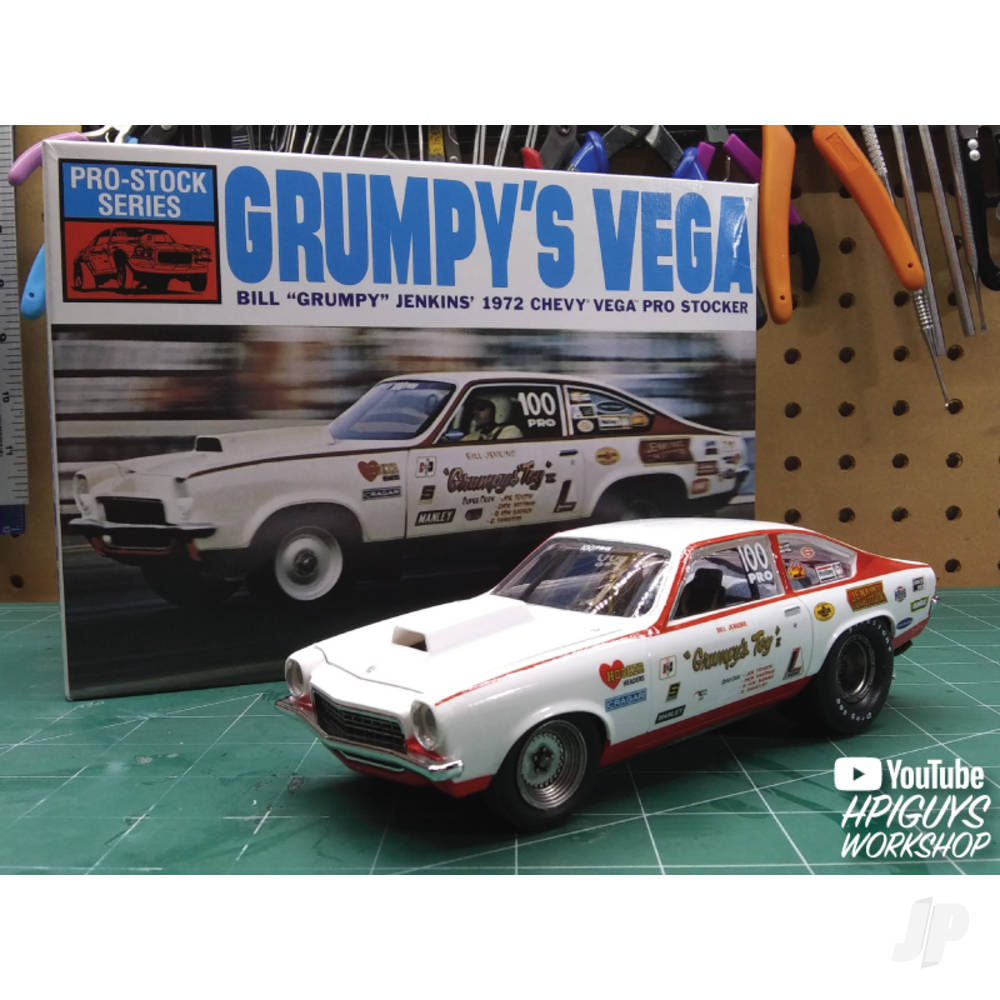 MPC 1972 Chevy Vega Pro Stock / Bill "Grumpy" Jenkins MPC877 5