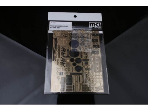 USS Missouri BB-63 (designed to be used with Trumpeter kits) : 1 Large sized brass photo etched part: 11 Brass metal parts: 8 resin parts also included