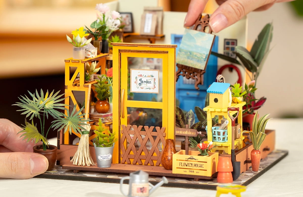 miniature houses collection image