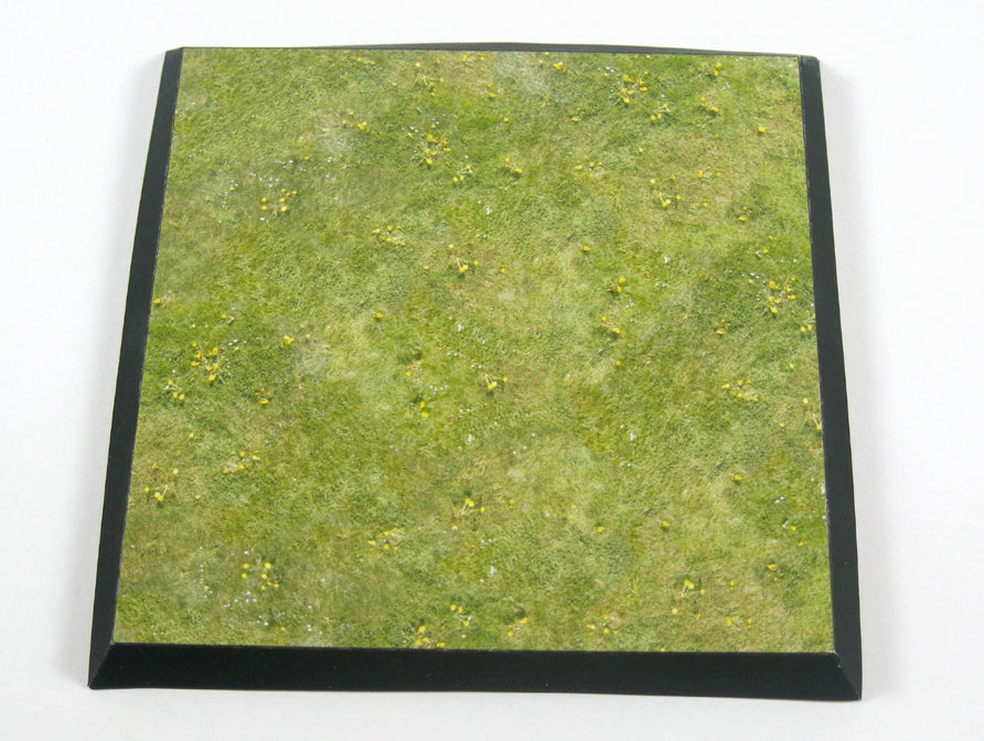 Blooming meadow velikost plochy 10,3 x 10,3 cm