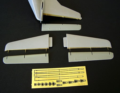 Fairchild C-123B Provider separate tail surfaces (designed to be used with Roden kits)[NC/AC-123K HC-123B]