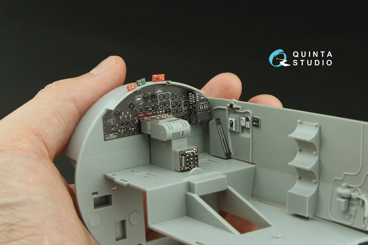 Boeing B-17E/B-17F Flying Fortress Pilot's cockpit 3D-Printed coloured Interior on decal paper (designed to be used with Hong Kong Model kits)