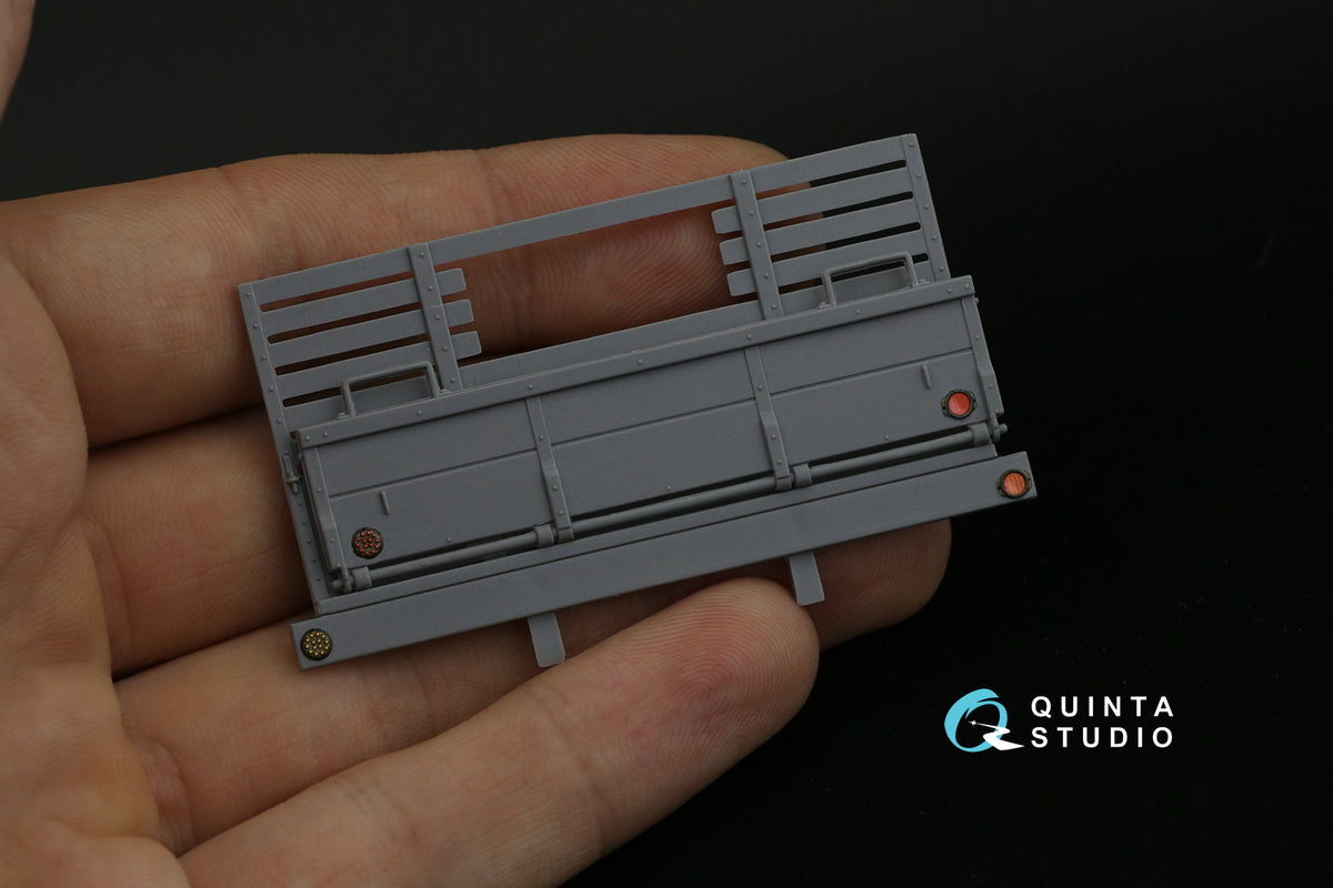 Studebaker US6 3D-Printed coloured Interior on decal paper (designed to be used with ICM UA UK kits)