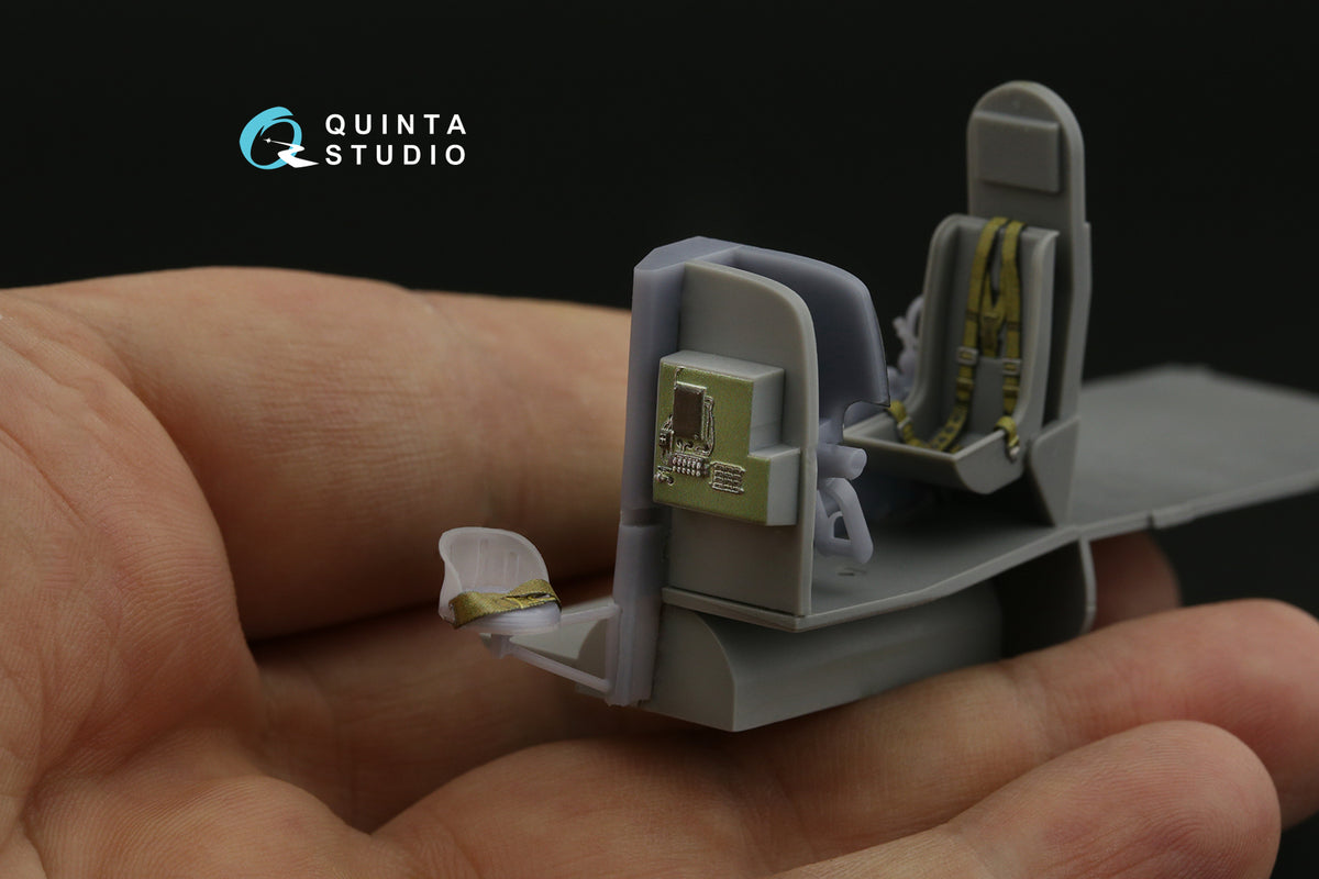 Bristol Beaufort Mk.I 3D-Printed coloured Interior on decal paper (designed to be used with ICM UA UK kits) (with (3D-Printed) resin parts)