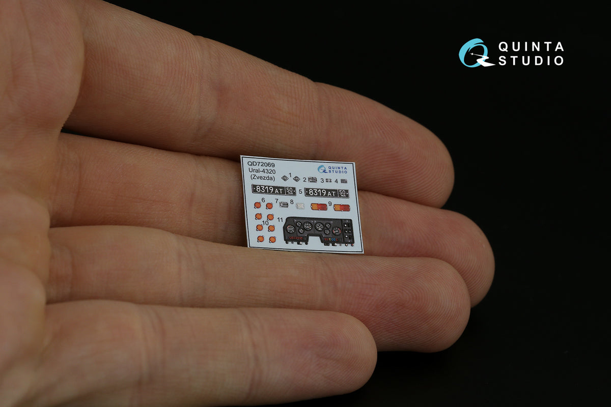 URAL 4320 3D-Printed coloured Interior on decal paper (designed to be used with Zvezda kits)