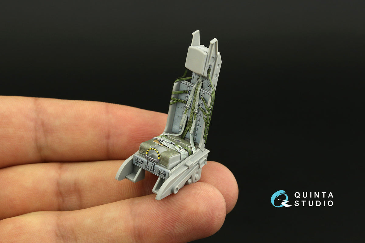C-2 seat for Lockheed F-104 family (designed to be used with Italeri kits)