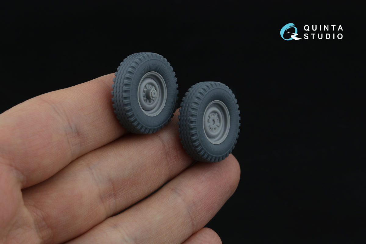 UAZ-469 Family tyre set (designed to be used with Zvezda kits)