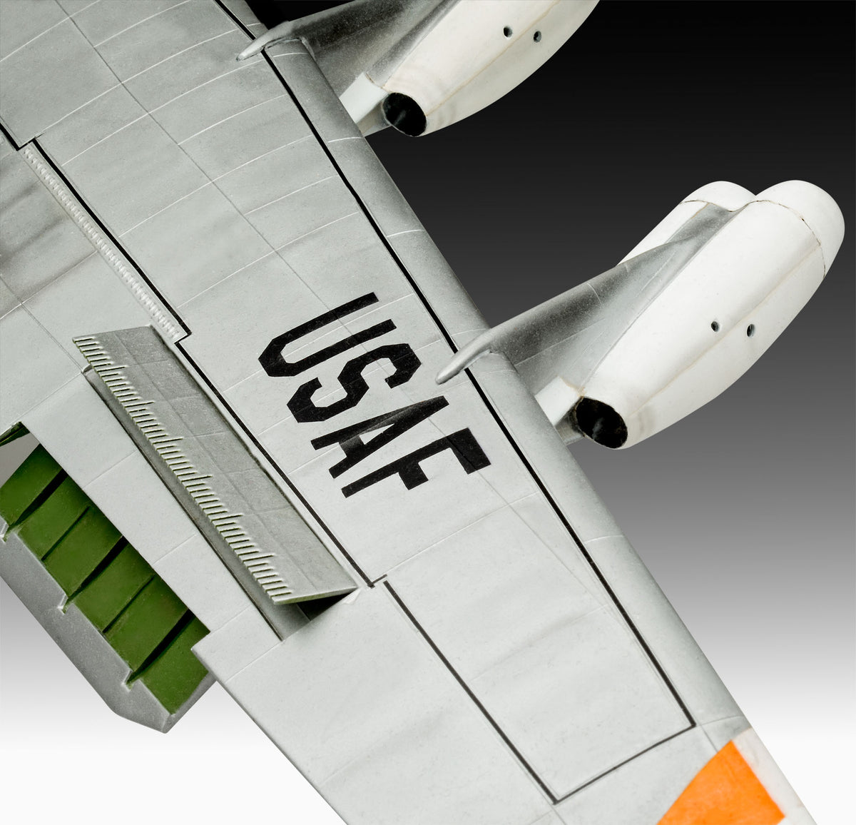 Boeing B-52D Stratofortress Platinum Edition