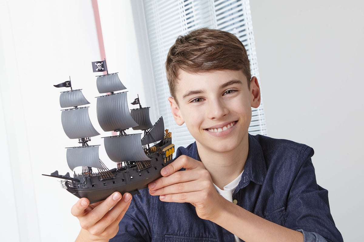 Black Pearl Pirate Ship 'Pirates Of The Caribbean'