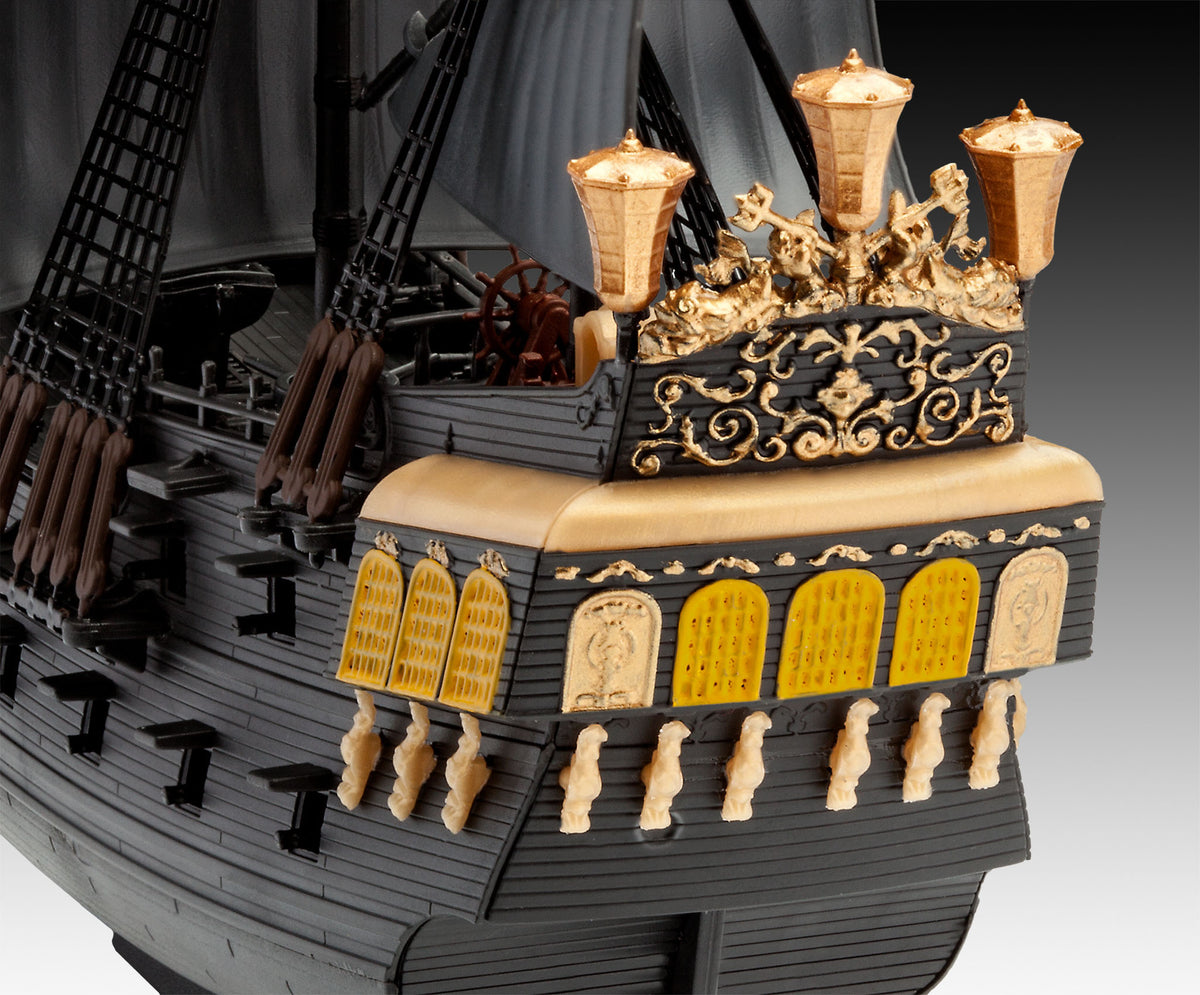 Black Pearl Pirate Ship 'Pirates Of The Caribbean'