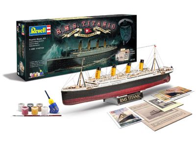 R.M.S Titanic 100th Anniversary Edition Includes 6 paints, glue and brush, 3 postcards, Replica menu and Replica promotional brochure
