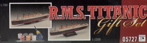 Gift-Set 'R.M.S Titanic' 2 kits included plus paints, paint brush and glue