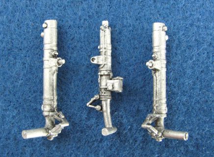 North-American F-100C/F-100D/F-100FSuper Sabre replacement Metal Landing Gear (designed to be used with Trumpeter kits)