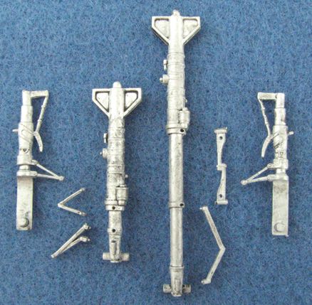 McDonnell-Douglas FG.1 Phantom replacement Metal Landing Gear (designed to be used with Hasegawa kits)