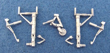 Mitsubishi Ki-46 Dinah replacement Metal Landing Gear (designed to be used with Tamiya kits)