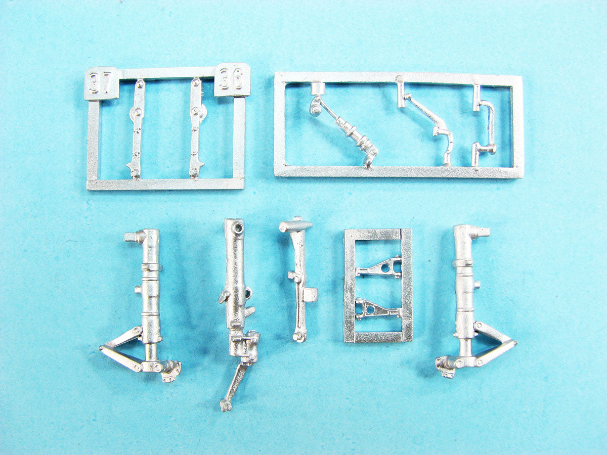 North-American FJ-2 Fury replacement Metal Landing Gear (designed to be used with Kitty Hawk Models Models and Zimi Model kits)