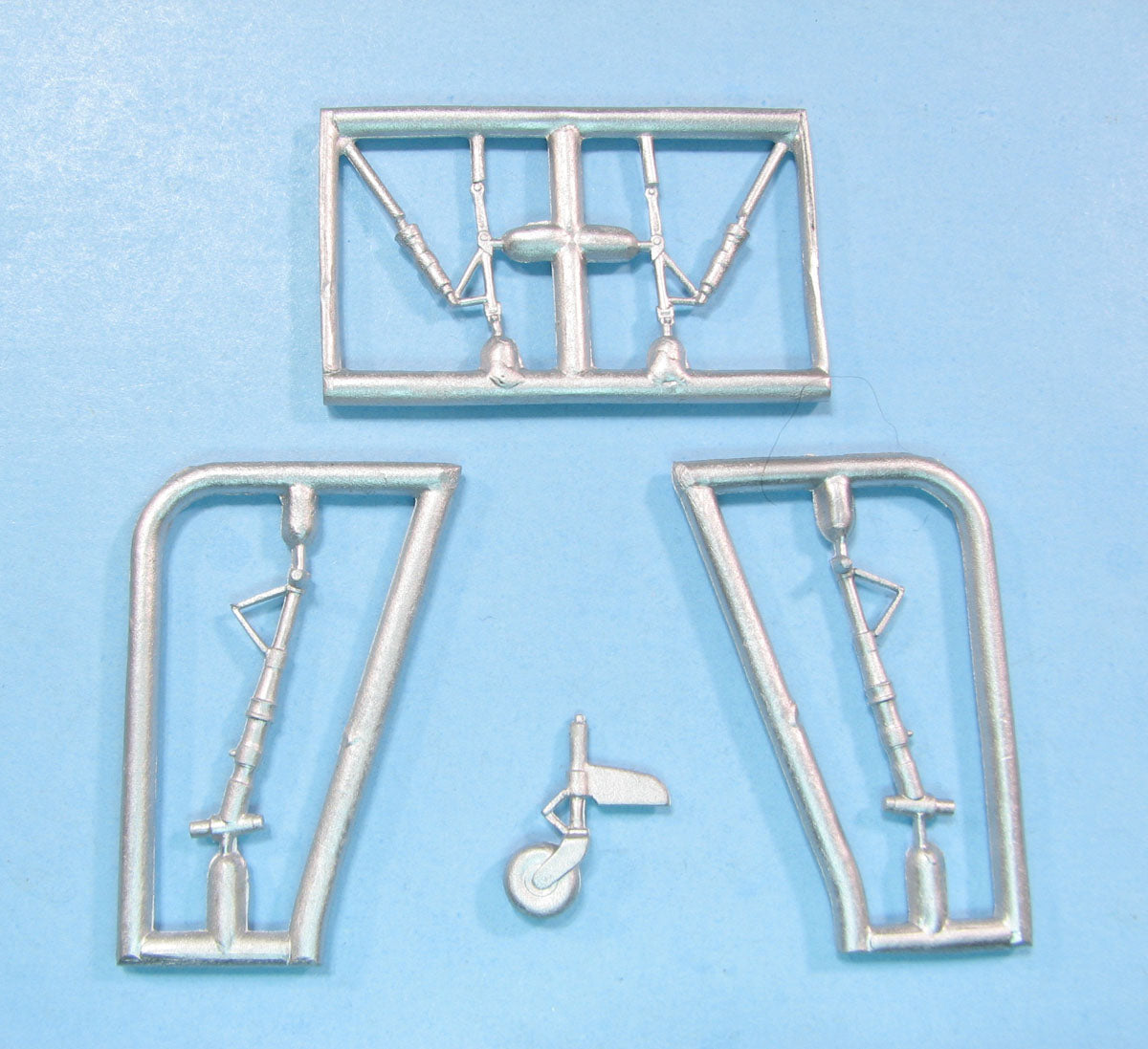 Yakovlev Yak-9TD replacement Metal Landing Gear (designed to be used with Modelsvit kits)