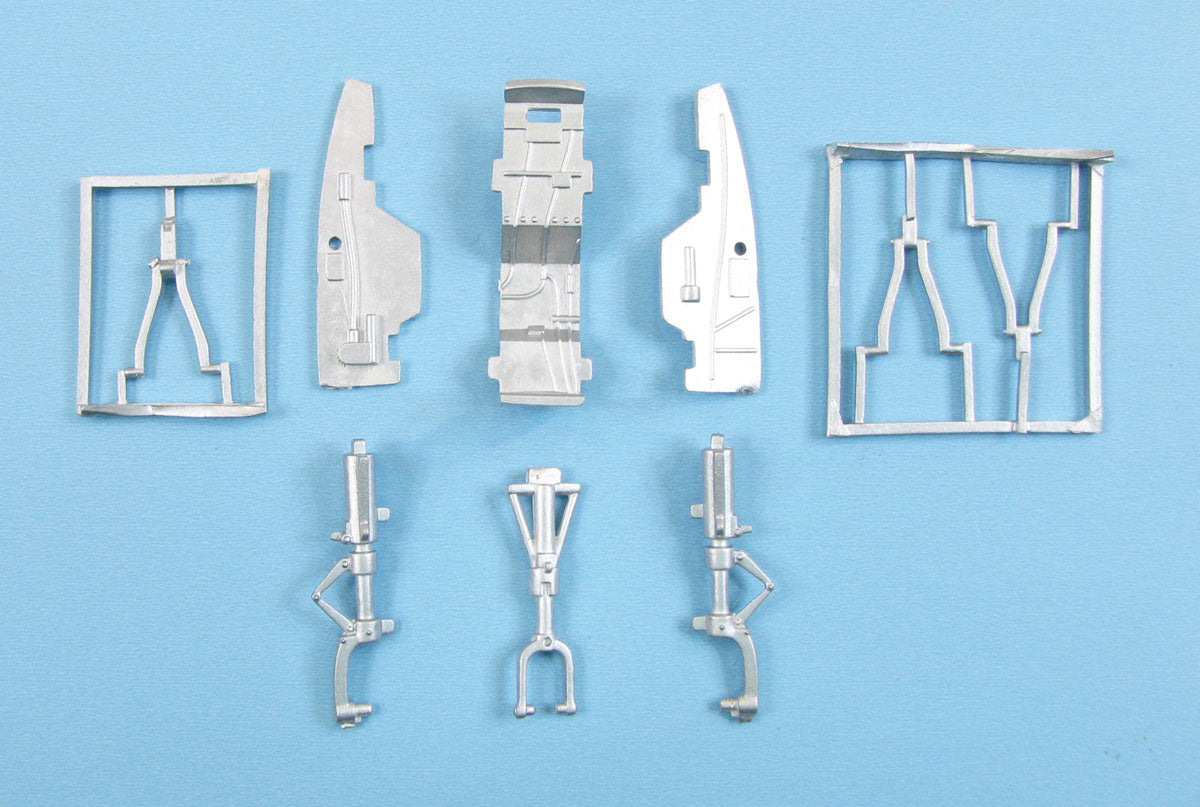 Embraer EMB-314 Super Tucano replacement Metal Landing Gear (designed to be used with Hobby Boss kits)