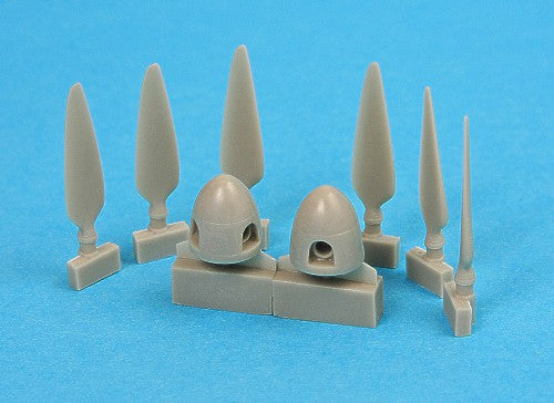 Heinkel He-111H-6 Propeller VS-11 Propeller set (designed to be used with Hasegawa, Hobby 2000 and Revell kits) [He 111Z-2 He 111H-2/H-3 He 111H-6 He 111H-16 He 111P]
