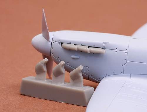 Supermarine Spitfire Mk.I/Mk.II exhaust (round) (designed to be used with Airfix kits)