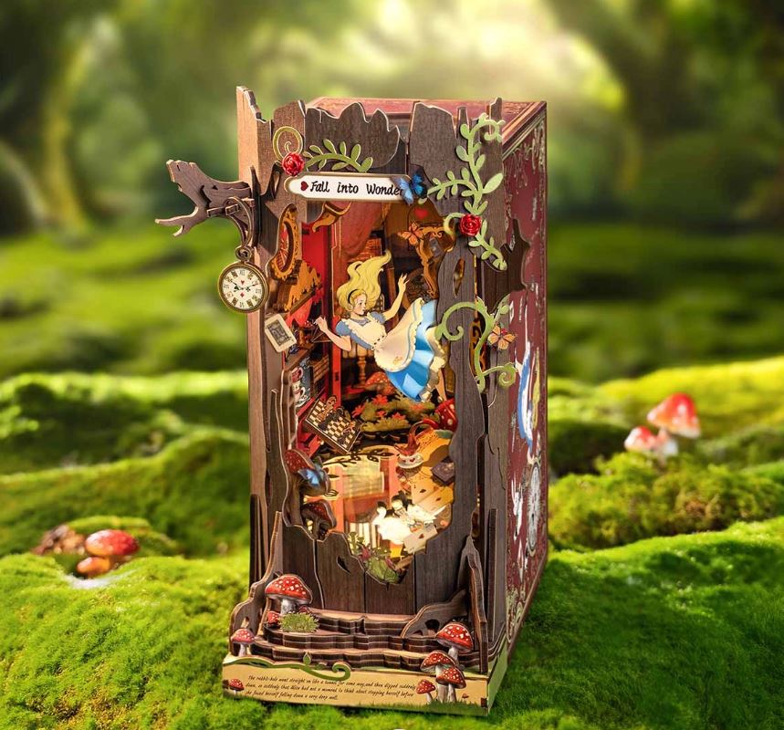 Rolife DIY Book Nook – Fall into Wonder TGB12