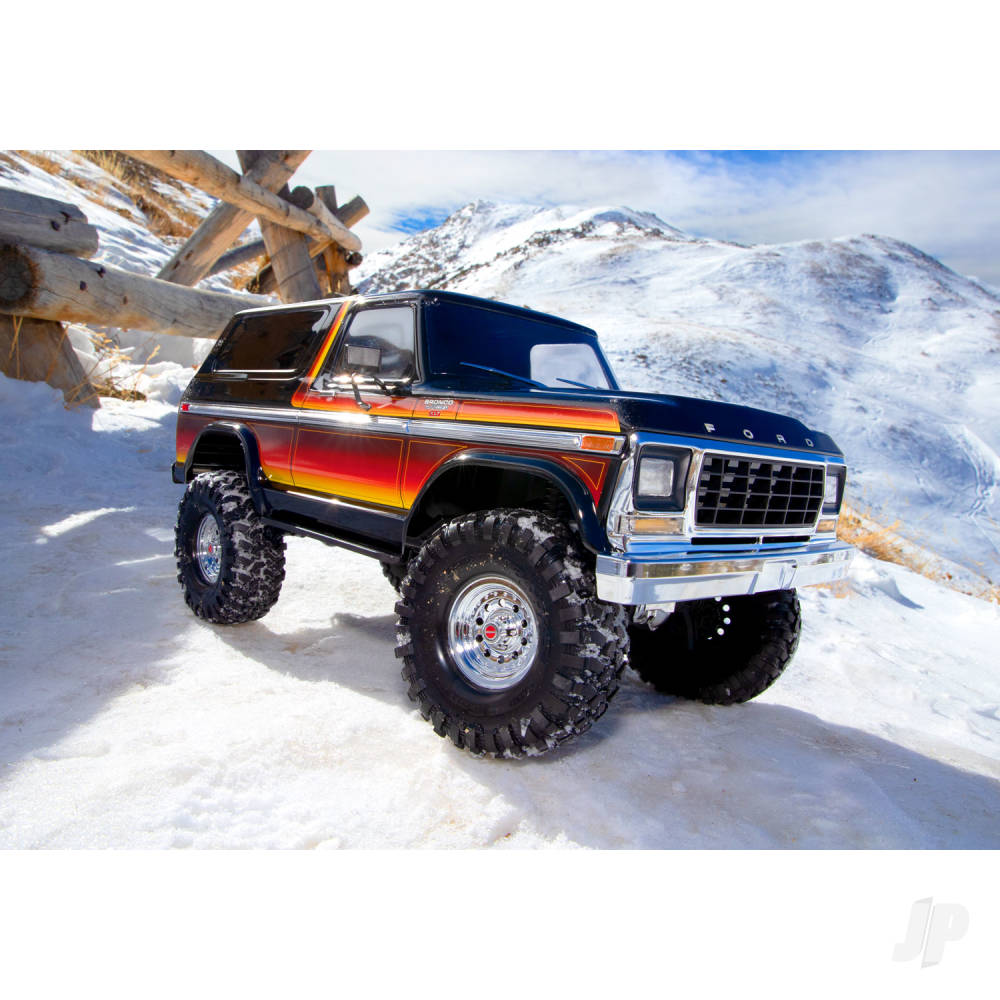 Traxxas TRX-4 1979 Ford Bronco 1:10 4X4 Electric RTD All-Terrain Crawler, Red (TRX82246-4-RED)
