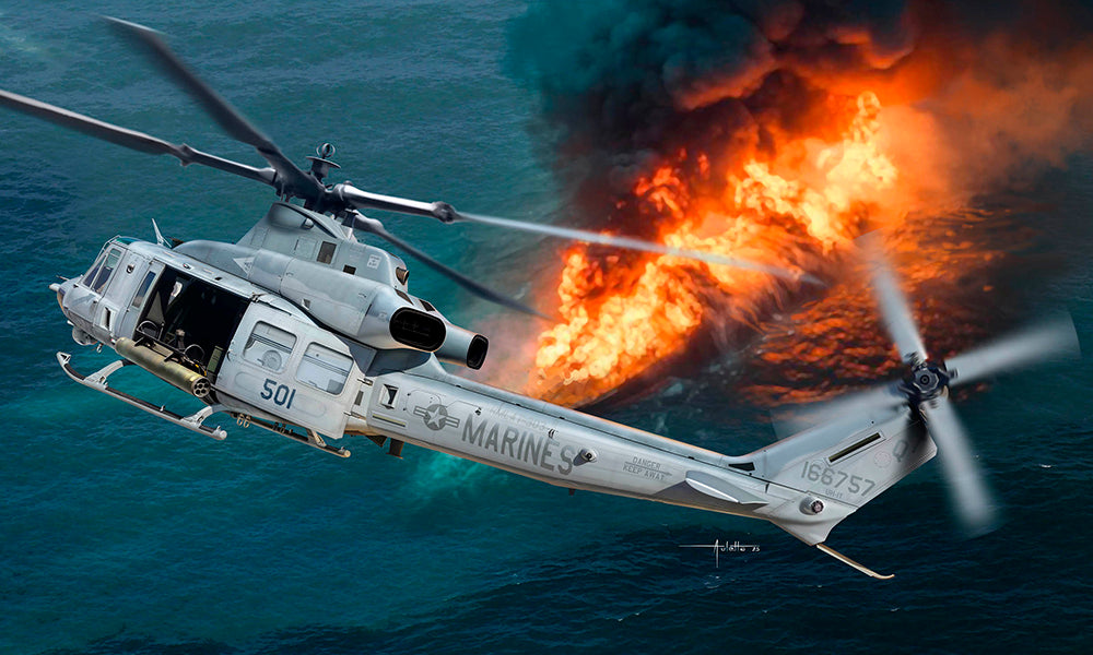 Trumpeter Bell Uh-1Y Venom Us Marines Utility Helicopter TU05118