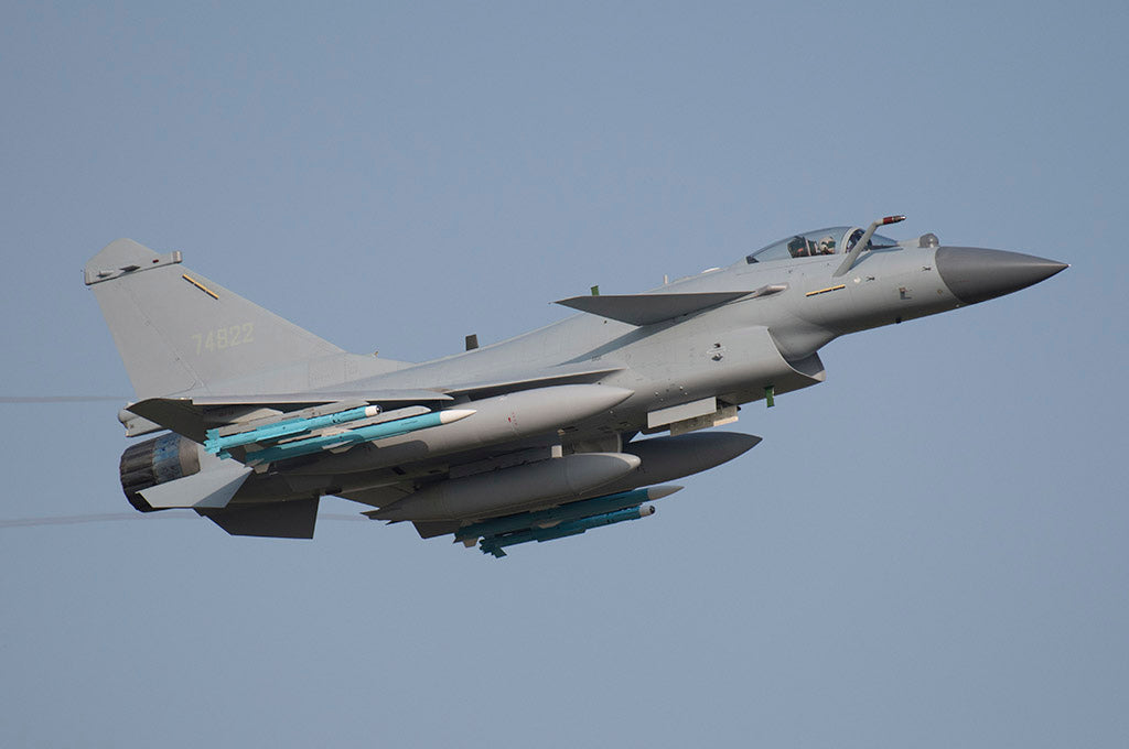 Trumpeter 1:48 - PLAAF J-10C Vigorous Dragon