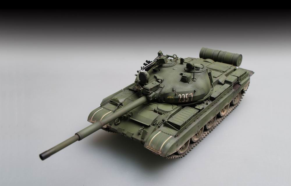 Trumpeter Soviet Army T-62 BDD Mod 1984 (Mod 1972 Modification) Main Battle Tank PKTM07148