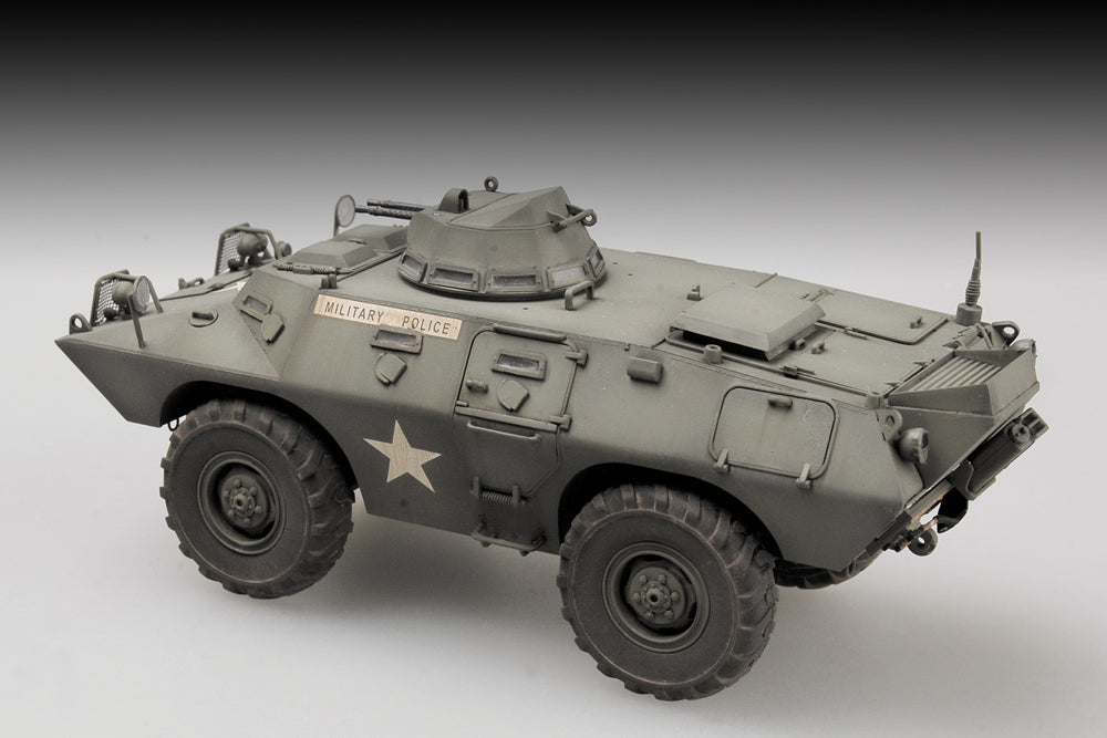 Trumpeter 1:72 - M706 Commando Armored Car in Vietnam