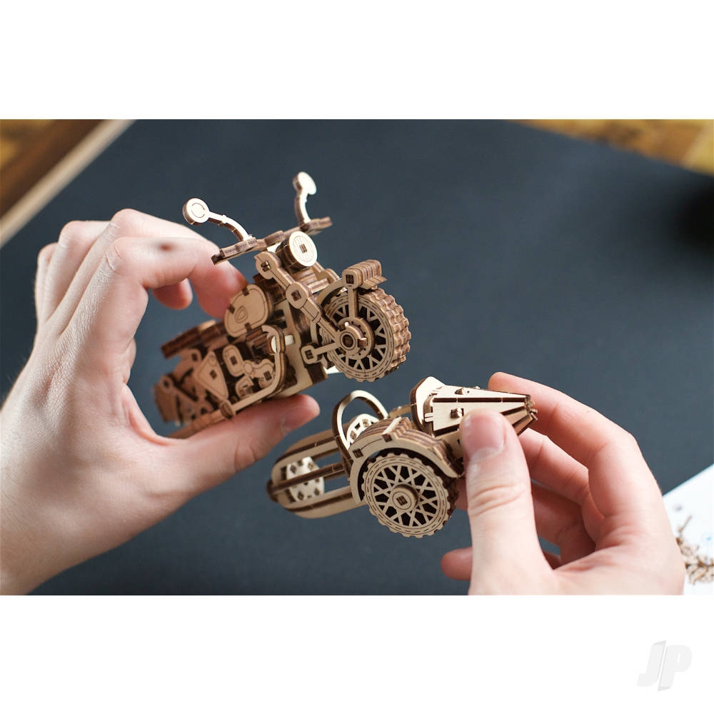 UGears Hagrid's Flying Motorbike (UGR70212)