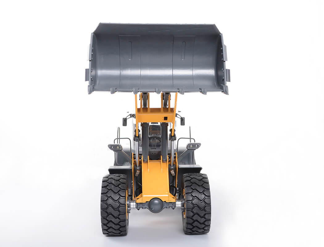 RC4WD 1/14 EARTH MOVER 870K HYDRAULIC WHEEL LOADER (YELLOW AND WHITE) VV-JD00031