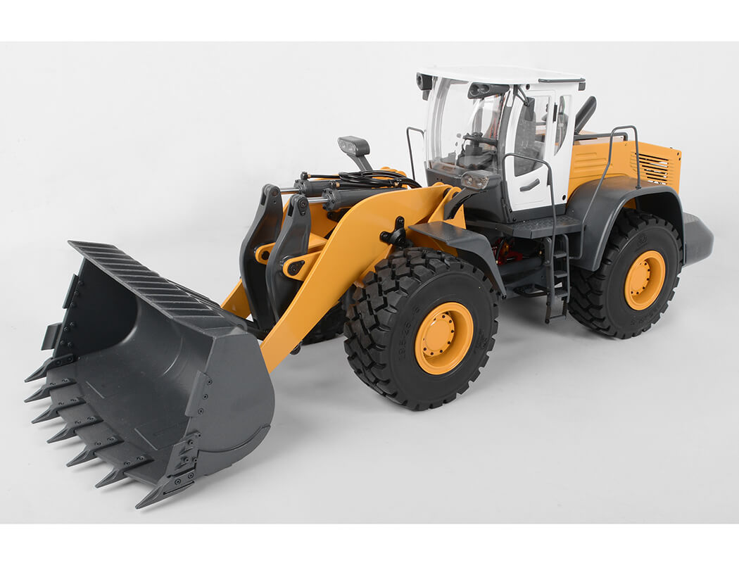 RC4WD 1/14 EARTH MOVER 870K HYDRAULIC WHEEL LOADER (YELLOW AND WHITE) VV-JD00031