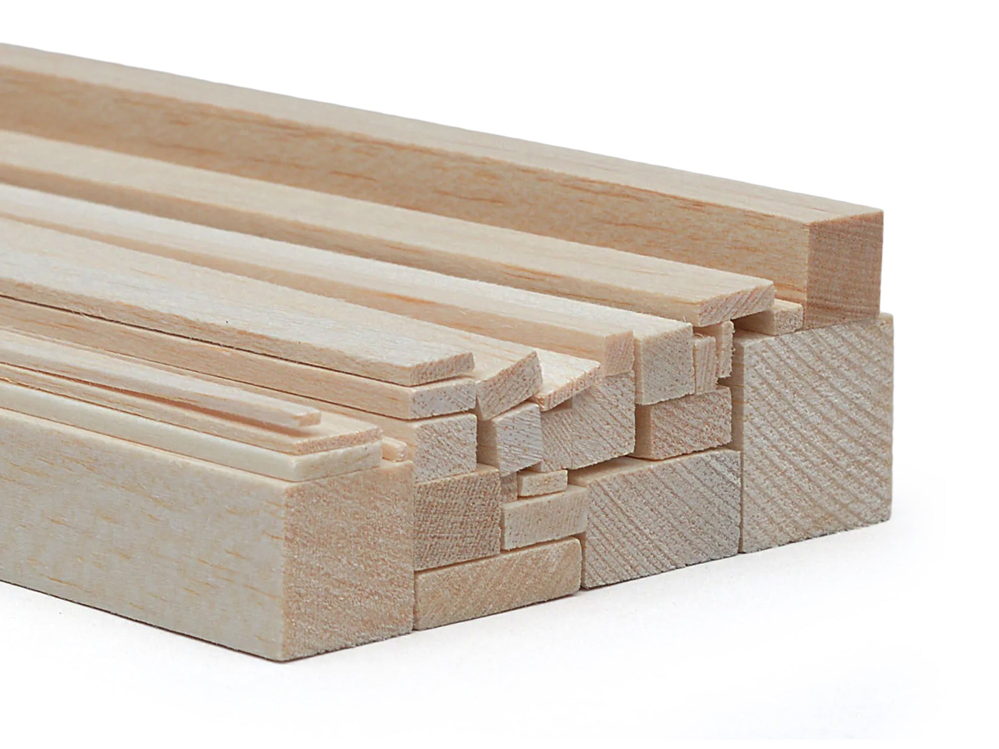 SLEC Balsa Strip 19.0 X 19.0 X 915Mm (3/4 X 3/4 X 36") W-L290