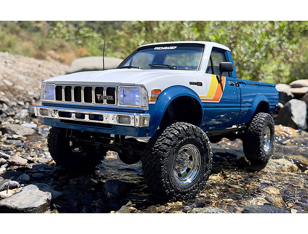 RC4WD TRAIL FINDER2 RTR WITH 1982 TOYOTA PICKUP HARD BODY BLUE Z-RTR0069