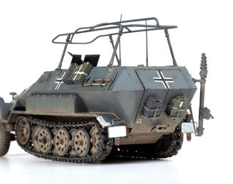 Sd. Kfz. 251/3 Ausf. B Half-Tracked Radio Car