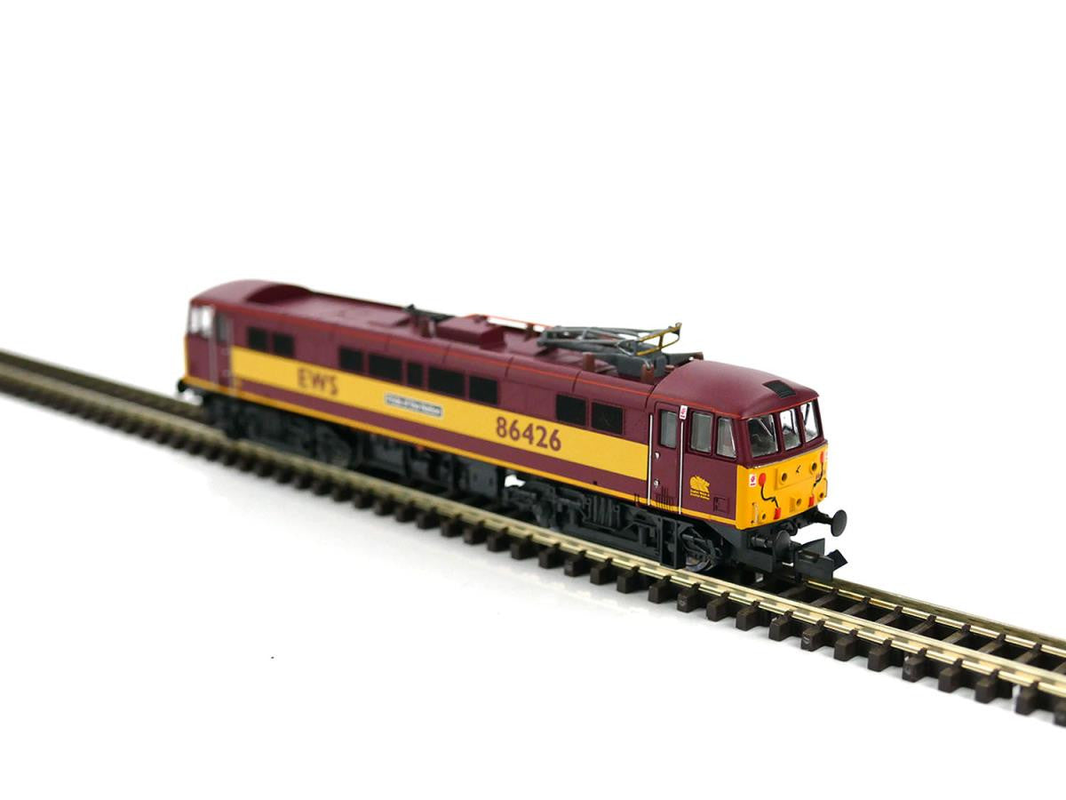 Dapol Class 86 426 &#39;Pride of the Nation&#39; EWS DA2D-026-007