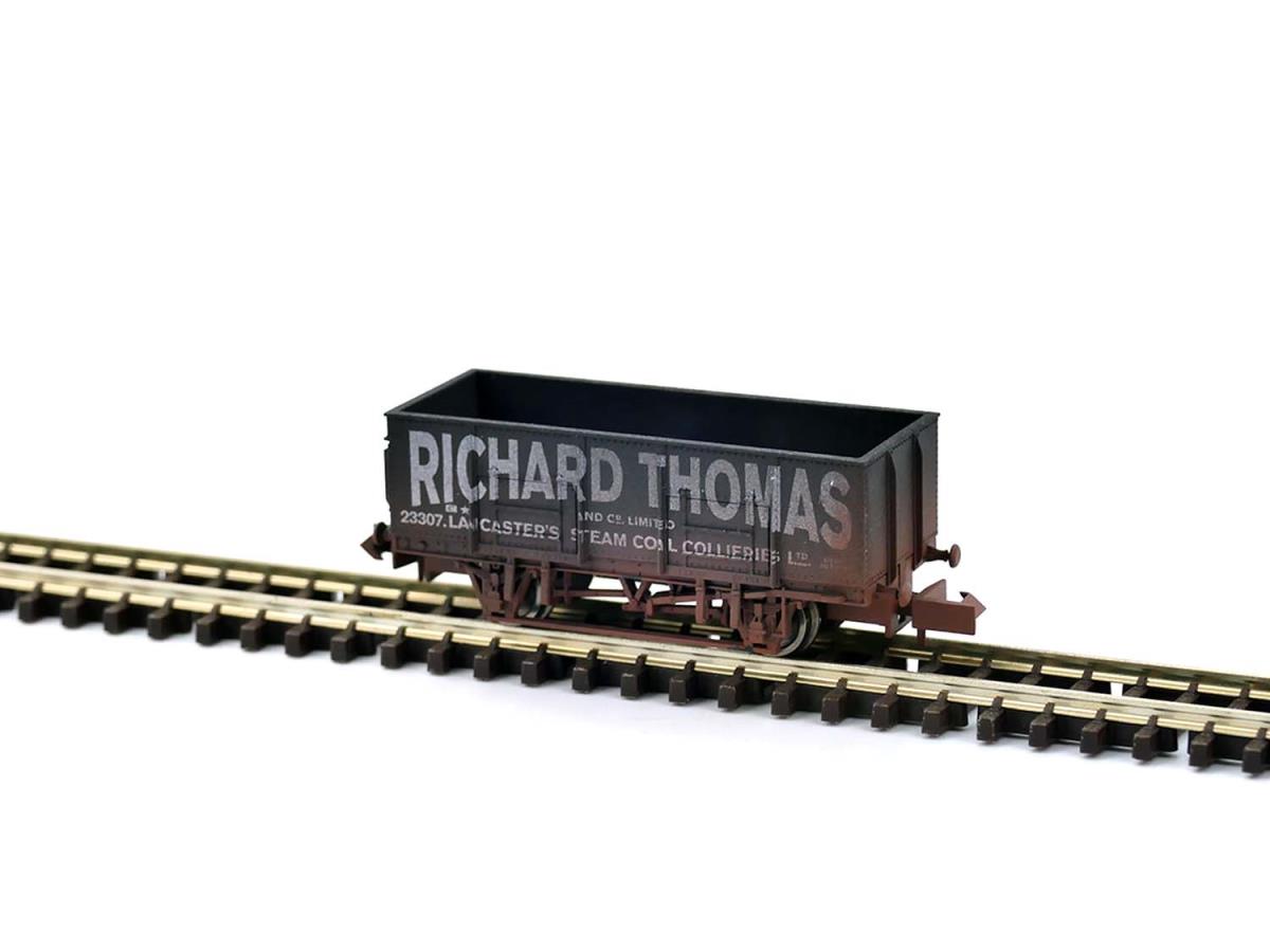 Dapol 20t Steel Mineral Wagon Richard Thomas Black 23307 Wthrd DA2F-038-058